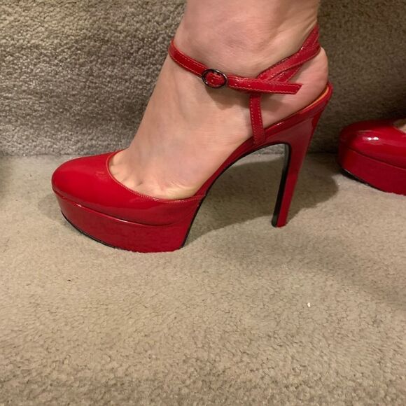 Bright Red Via Spiga platform heel sz 5.5M - Picture 8 of 8